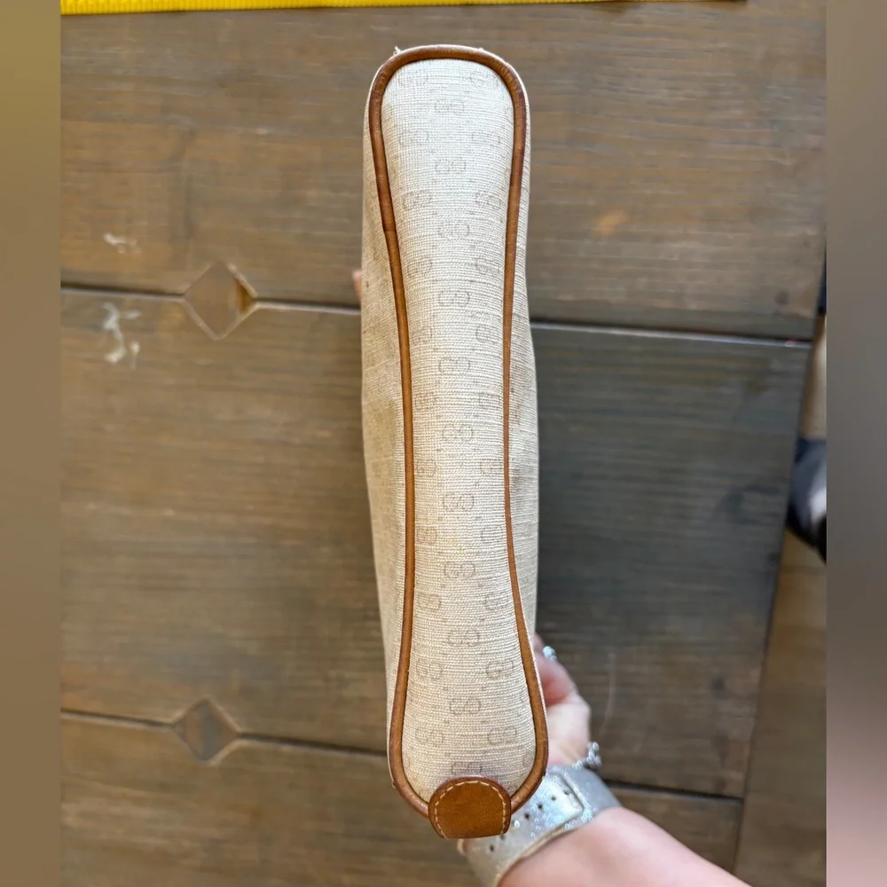 vintage Gucci Cream and Brown Cosmetic Bag
